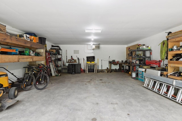 1524 Mulberry St, Taylors Falls, MN 55084 - garage with a workshop area