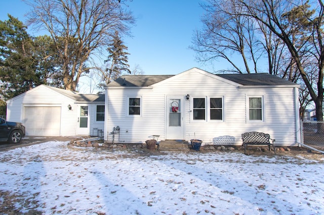 view of front of house featuring a garage