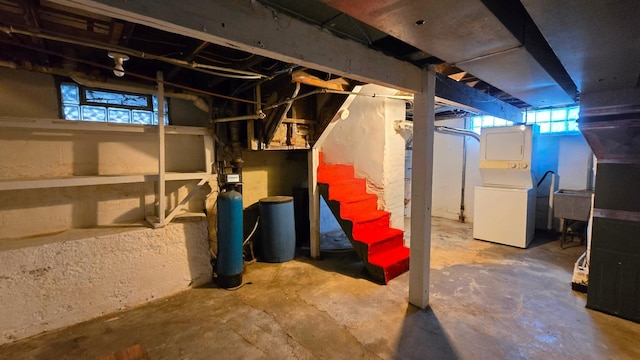 basement with washer / clothes dryer