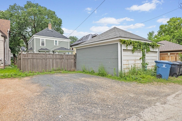 2707 Fremont Ave S, Minneapolis, MN 55408 - view of garage