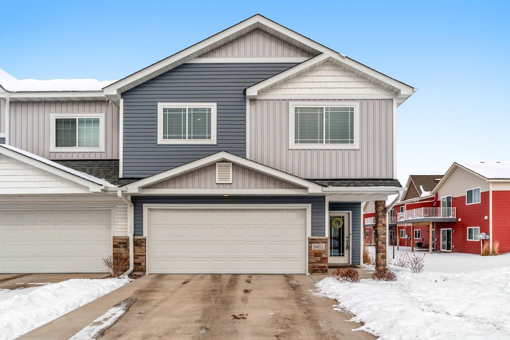 view of front of property featuring a garage