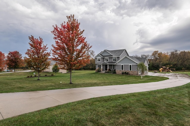 view of front of home with a front lawn