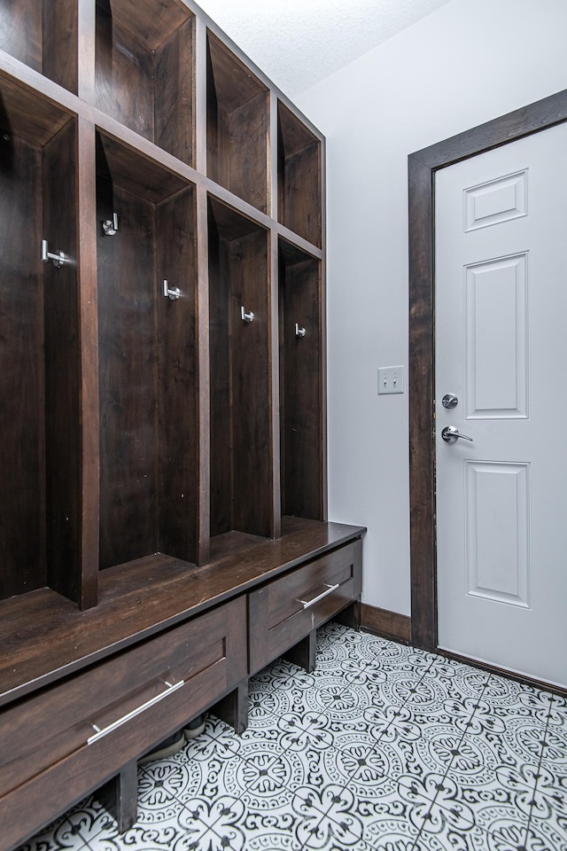 view of mudroom