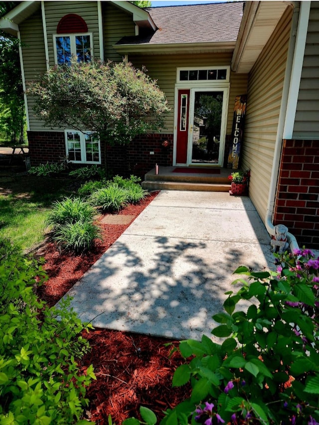 view of property entrance