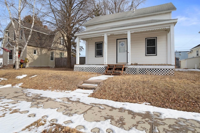 view of front of home featuring covered porch