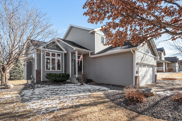 view of front of property featuring a garage