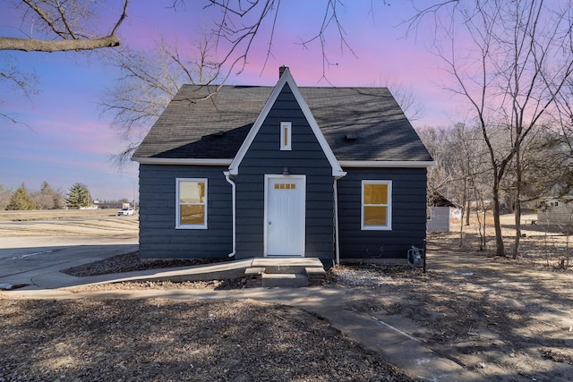 view of front of property