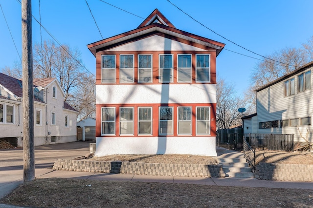 view of front of house