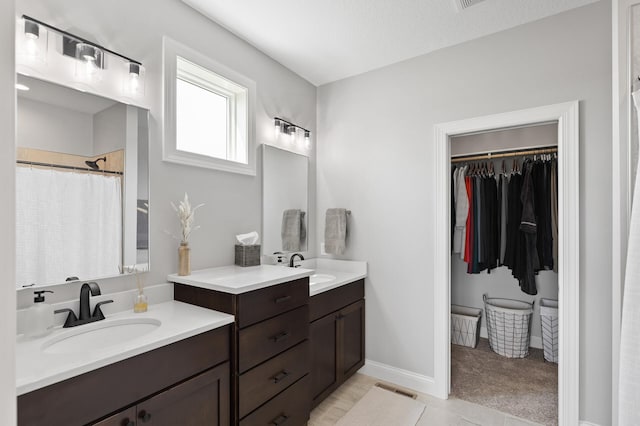 bathroom with vanity