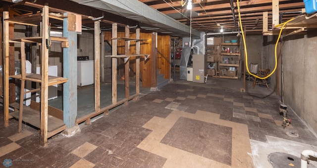 basement with washer / dryer