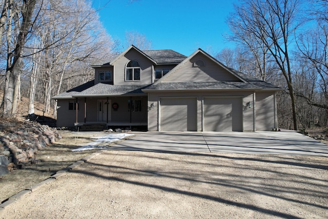 view of front of house featuring a garage