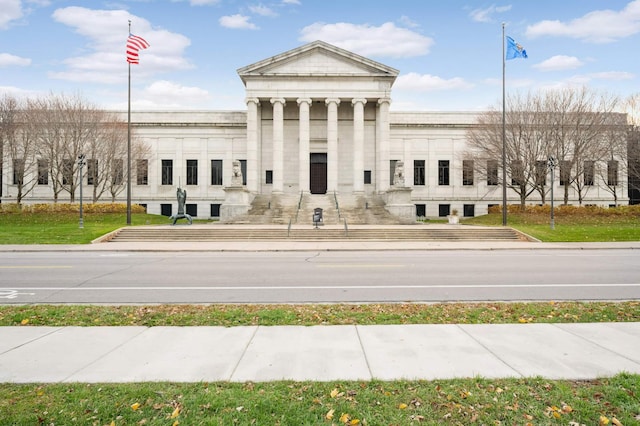 view of building exterior