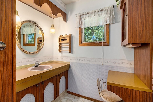 bathroom featuring vanity