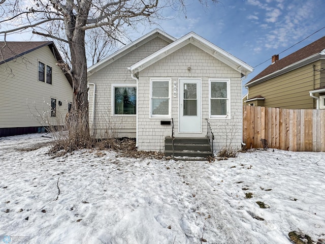 906 12th St N, Fargo, ND 58102 - view of front facade