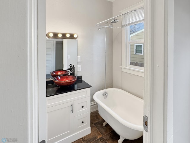 906 12th St N, Fargo, ND 58102 - bathroom featuring vanity