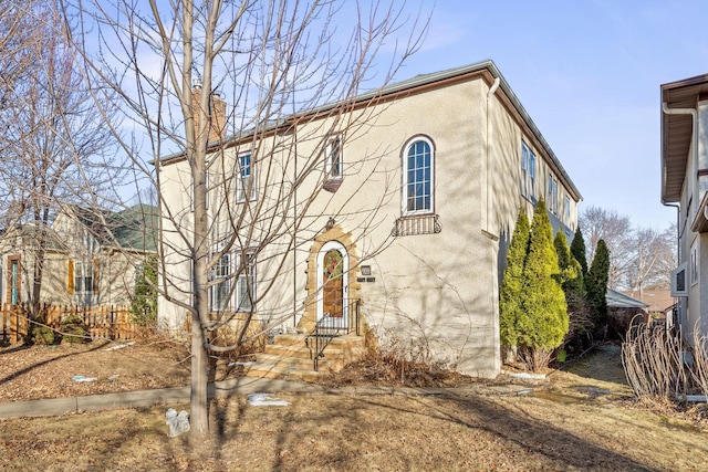 view of front of house