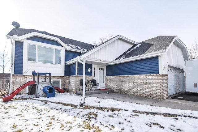 view of front of house with a garage