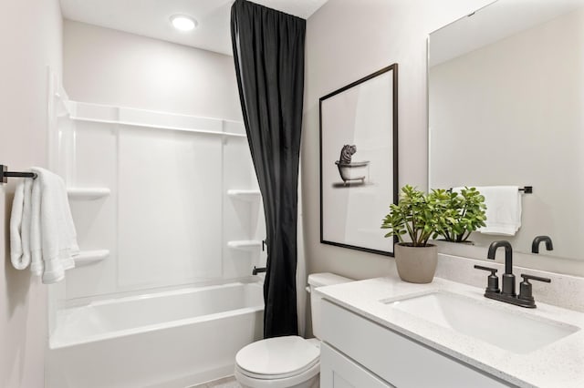 full bathroom featuring shower / bathtub combination with curtain, vanity, and toilet