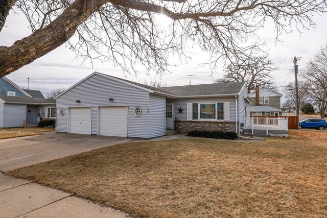 Listing photo 2 for 225 Washington St, Lake City MN 55041