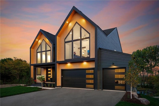 view of front of house featuring a garage