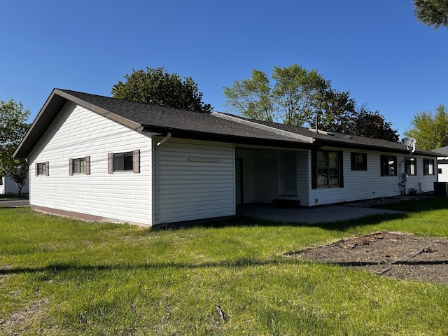 501 Lac Qui Parle Ave N, Canby, MN 56220 - back of house with a yard