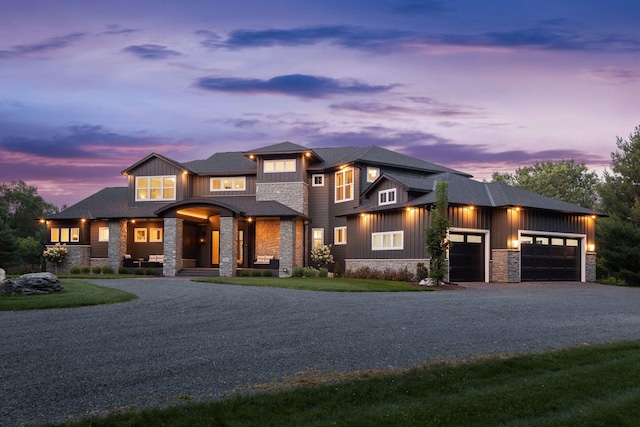 view of front facade featuring a garage