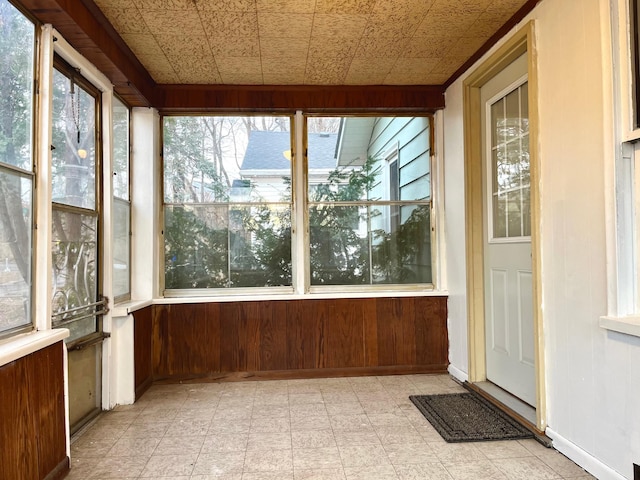 view of unfurnished sunroom