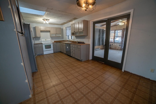 kitchen with sink and stainless steel appliances