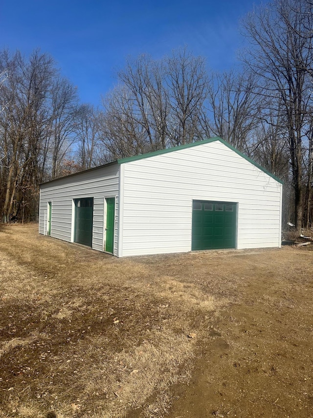 view of detached garage