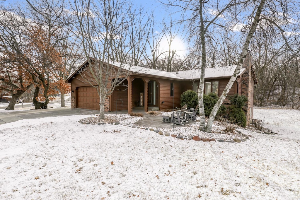 view of front of house featuring a garage