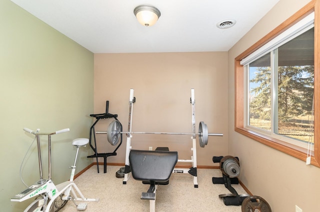 workout room with carpet