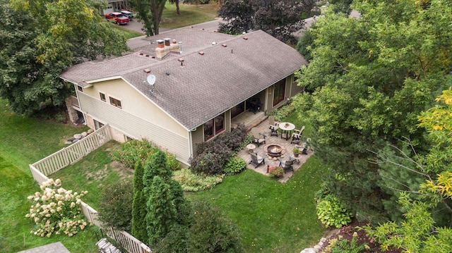 aerial view of property and surrounding area