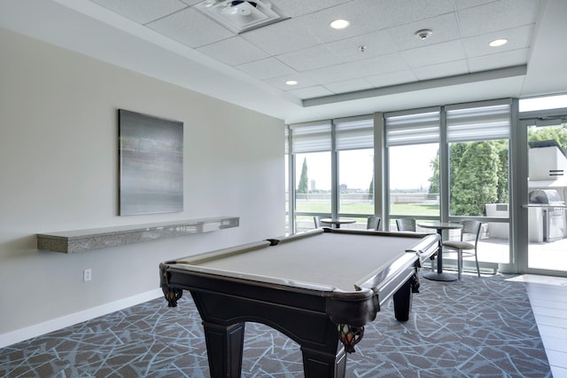 rec room with billiards, baseboards, a drop ceiling, floor to ceiling windows, and recessed lighting