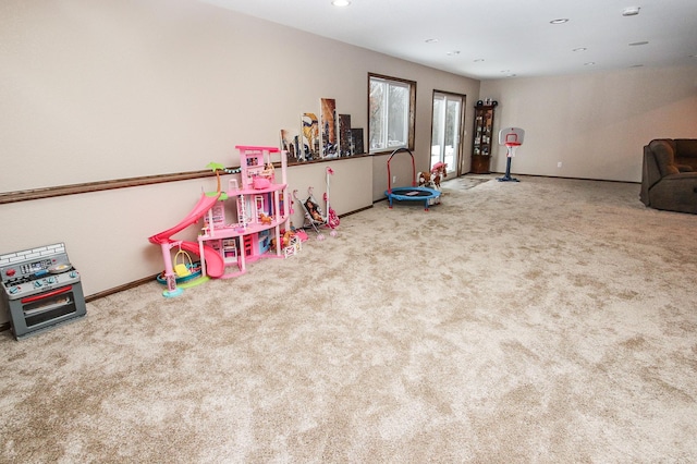 rec room with carpet