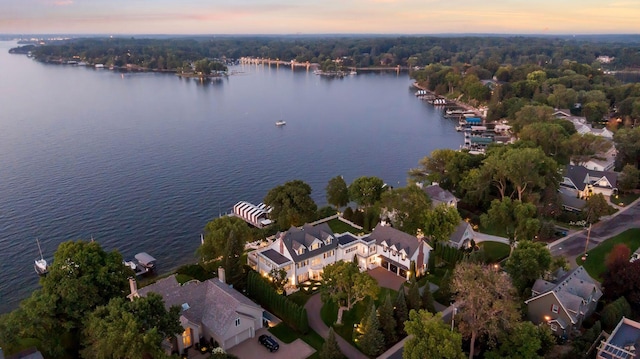 20100 Lakeview Ave, Deephaven, MN 55331 - aerial view of property and surrounding area featuring a nearby body of water