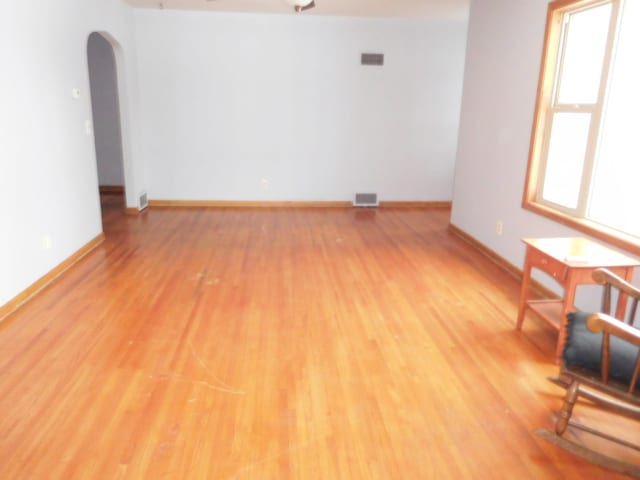 empty room featuring light hardwood / wood-style floors