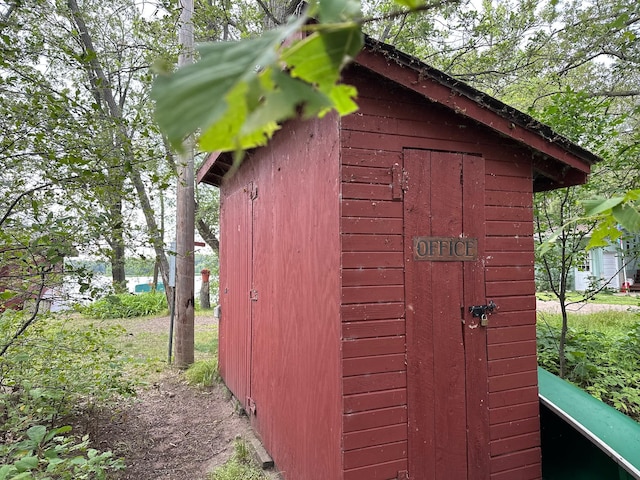 view of outdoor structure