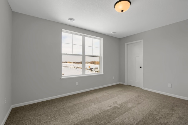 empty room with carpet