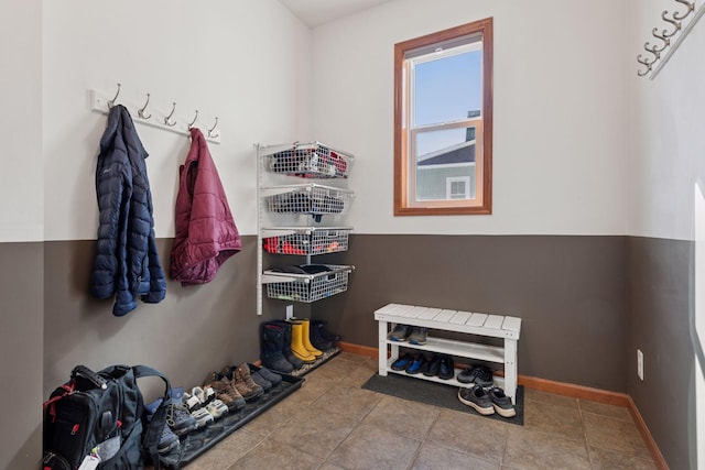 2536 Saunders Lake Dr, Minnetrista, MN 55364 - mudroom featuring baseboards