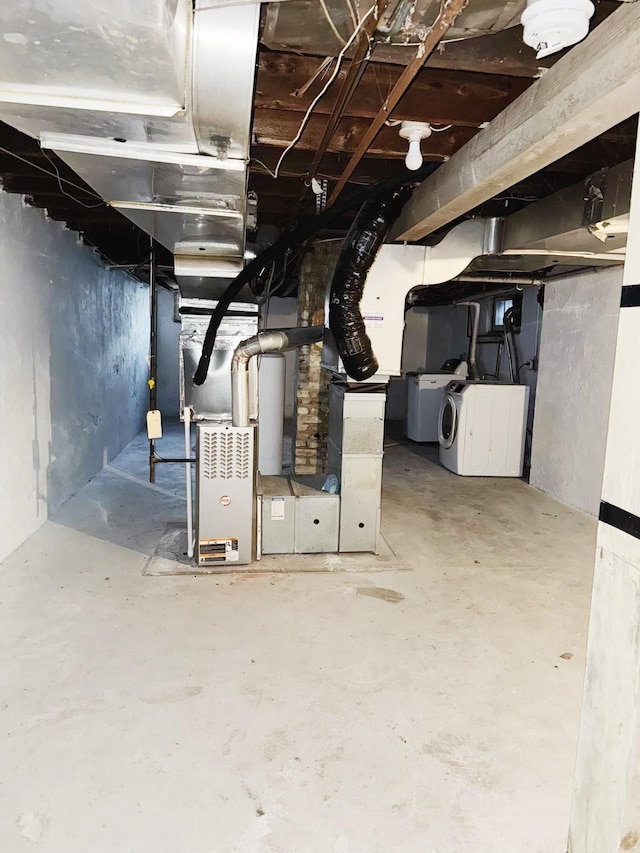 basement featuring washer and dryer