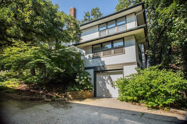 view of front of home with a garage