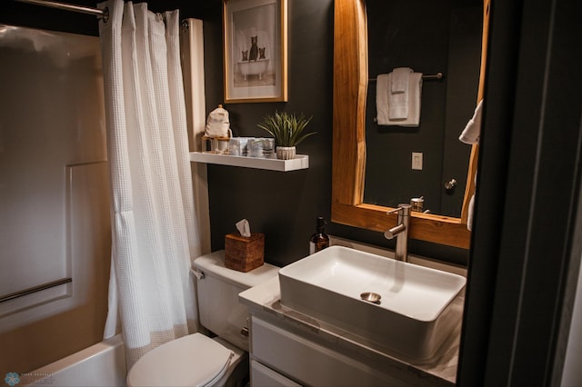 full bathroom featuring vanity, toilet, and shower / tub combo