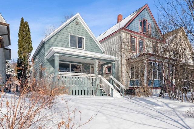 view of front of home featuring a porch