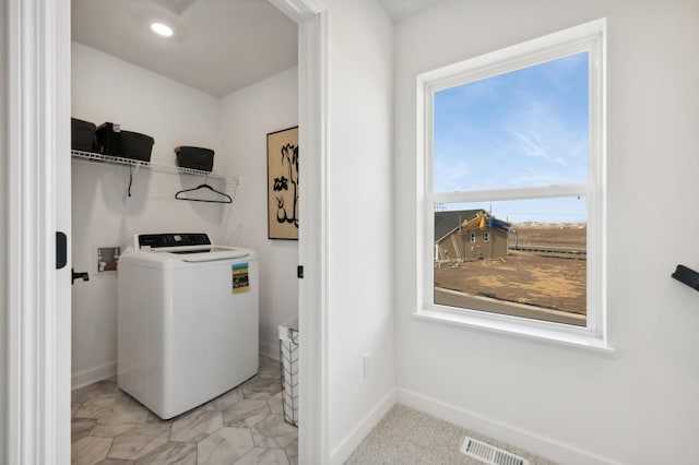 laundry room with laundry area, visible vents, baseboards, washer / clothes dryer, and recessed lighting