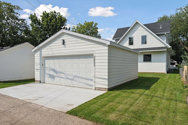 exterior space featuring a lawn