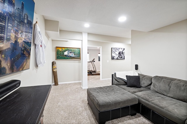 living area featuring recessed lighting, carpet flooring, and baseboards