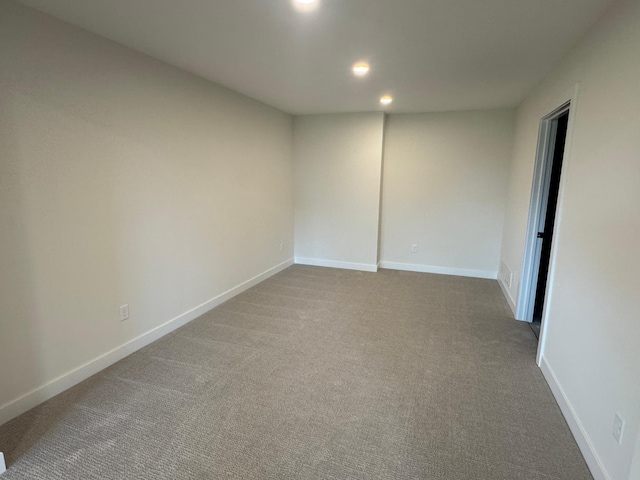 14514 Kingsview Ln, Dayton, MN 55327 - unfurnished room featuring recessed lighting, baseboards, and carpet