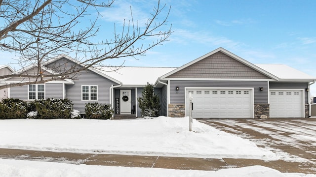 view of front facade featuring a garage