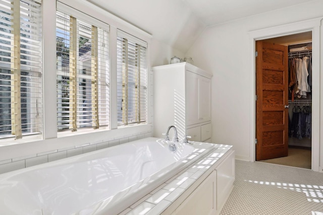 laundry area featuring laundry area and independent washer and dryer