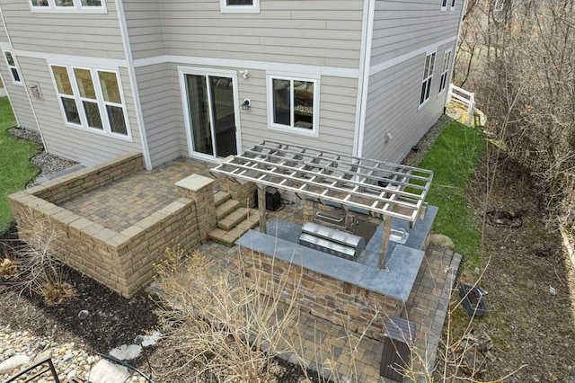 5270 Jewel Ln N, Plymouth, MN 55446 - view of patio featuring an outdoor kitchen